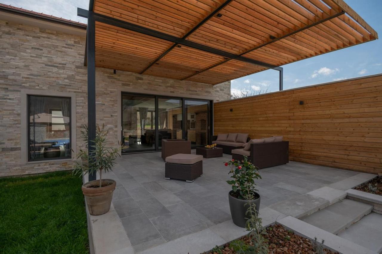 Kameni Dvori Villa Donji Proložac Kültér fotó