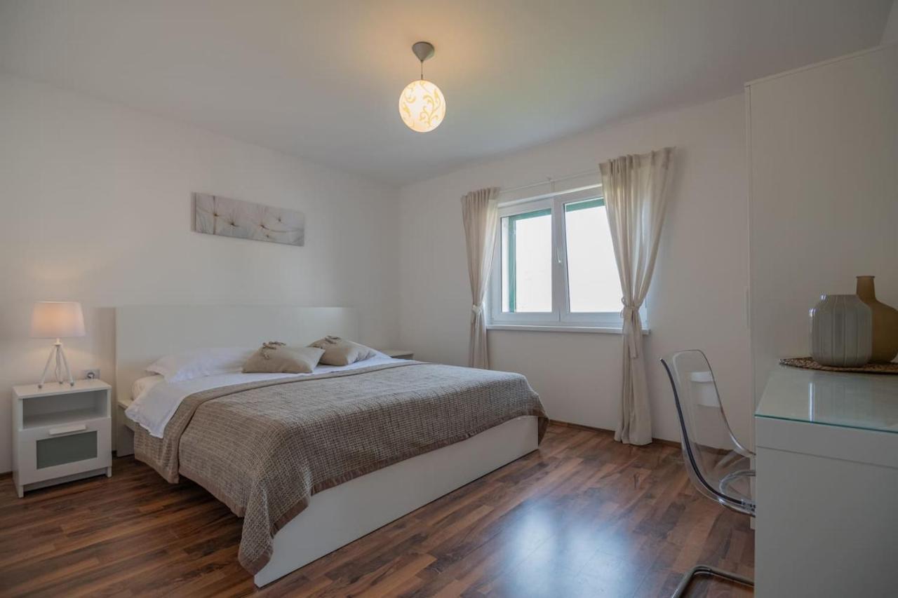 Kameni Dvori Villa Donji Proložac Kültér fotó