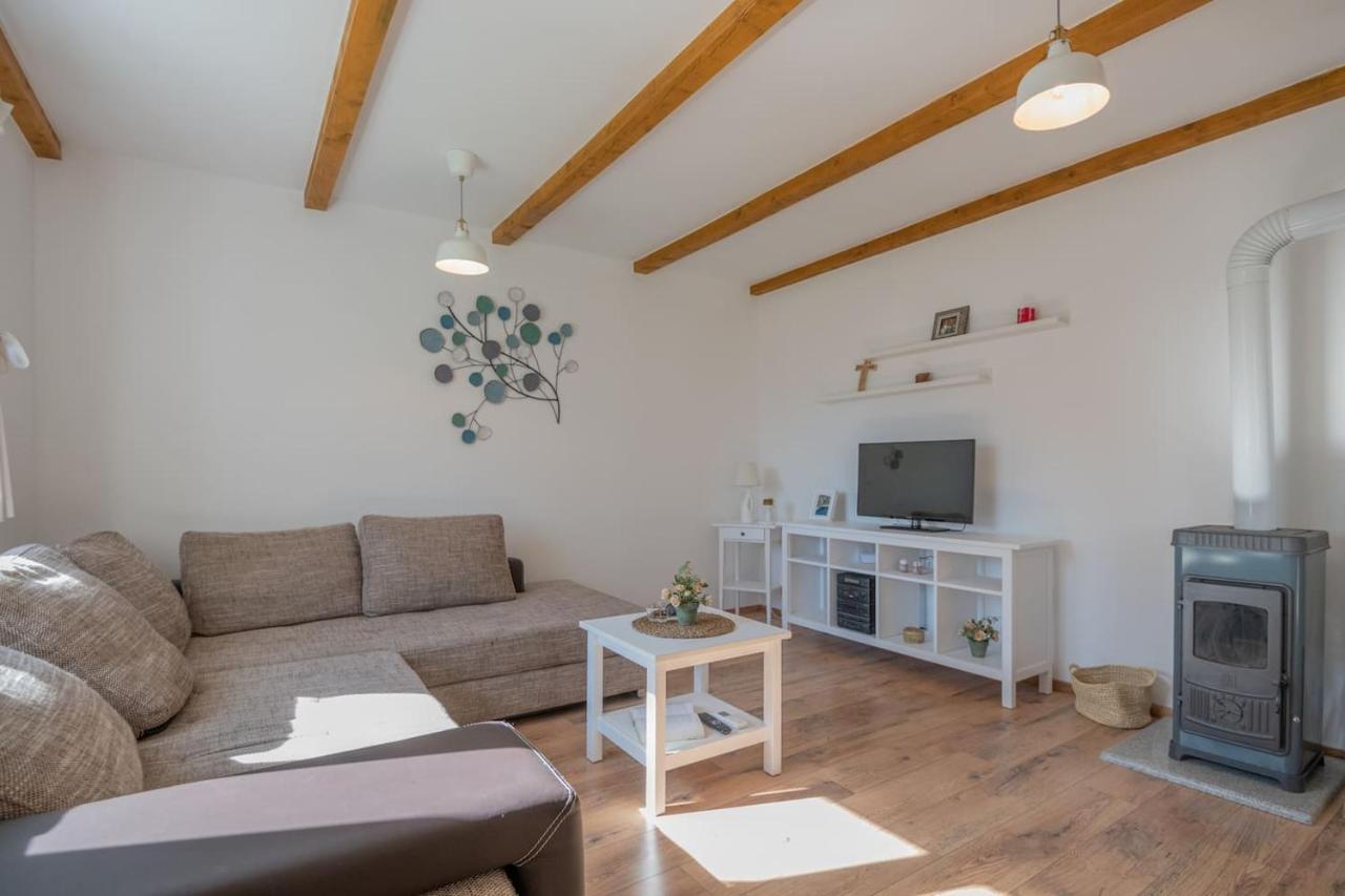 Kameni Dvori Villa Donji Proložac Kültér fotó